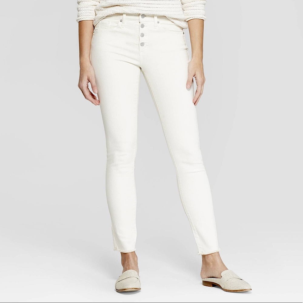 EUC Universal Thread white jeans